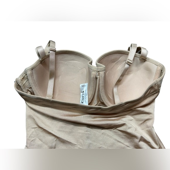 CURVI nude Slip Strapless underwire bra multiway detachable straps 36B NWT - Picture 5 of 6